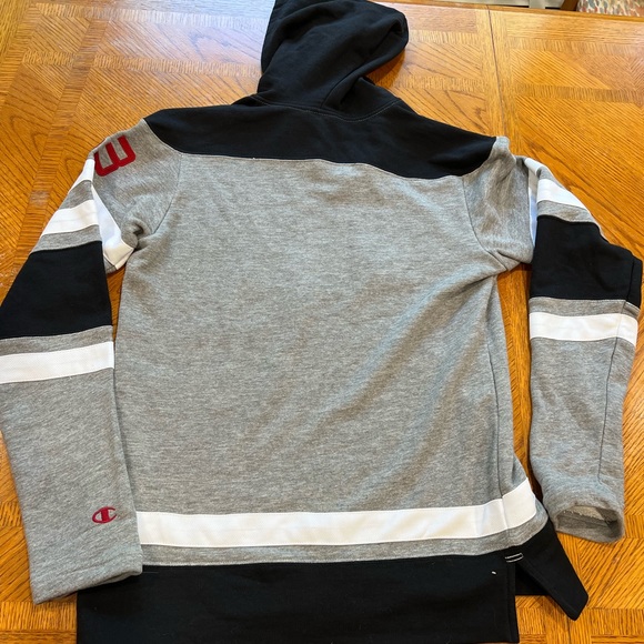 Umass Hockey Sweatshirt - Picture 4 of 8